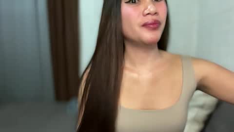 urhottylicious_cum online show from March 19, 2026, 10:30 am