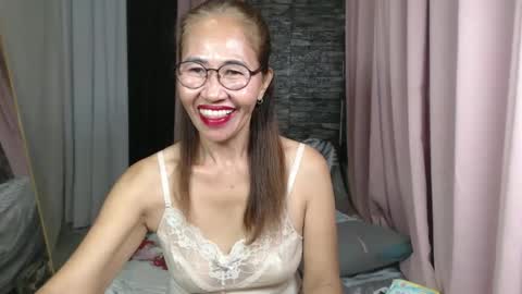 Snapshot of urhotvivian11 chatting on March 2, 2026, 5:19 am urhotvivian11 online show from March 2, 2026, 5:19 am