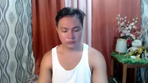 urhunky_ivan online show from February 4, 2025, 4:59 am