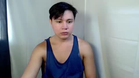 urhunky_ivan online show from March 9, 2025, 5:33 am
