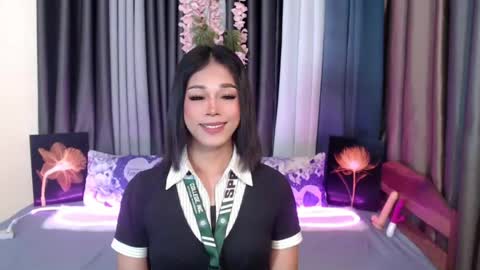 Snapshot of urlovely_jemma chatting on July 17, 2026, 6:35 pm urlovely_jemma online show from July 17, 2026, 6:35 pm