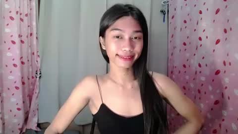 urloverjasmine_xx online show from March 29, 2026, 1:16 am