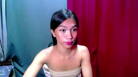 urloverjasmine_xx online show from July 10, 2026, 7:38 pm