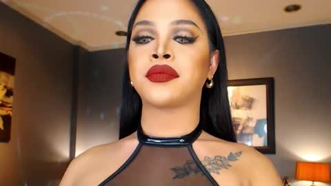 UrMajestyTyra online show from December 18, 2025, 1:22 am