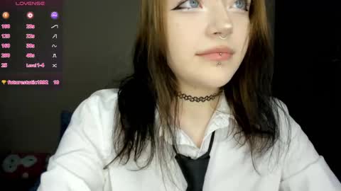 Melody online show from May 8, 2026, 9:09 pm