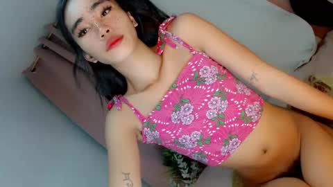 urnaughty_jeah online show from July 4, 2026, 11:38 am