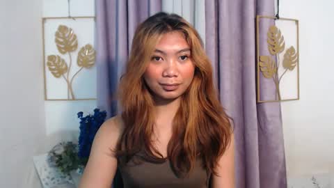 urpinay_sandra69 online show from February 24, 2026, 11:58 pm