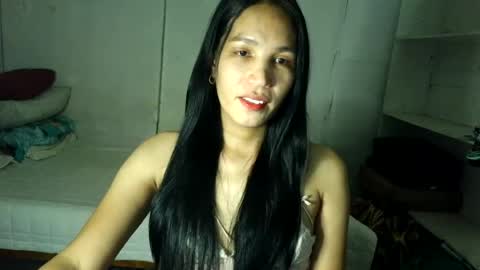 queen julia not into CHEAPGUY online show from June 18, 2026, 12:42 pm