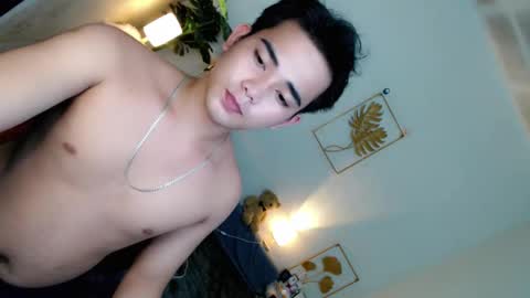 urpinoy_cummer online show from January 7, 2026, 1:57 pm