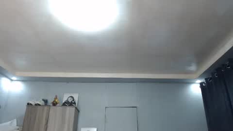 Snapshot of urpinoyasianx chatting on October 2, 2025, 9:05 am Mel online show from October 2, 2025, 9:05 am