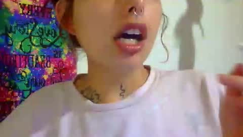 Snapshot of urposesion chatting on October 19, 2025, 2:56 am Aniie online show from October 19, 2025, 2:56 am