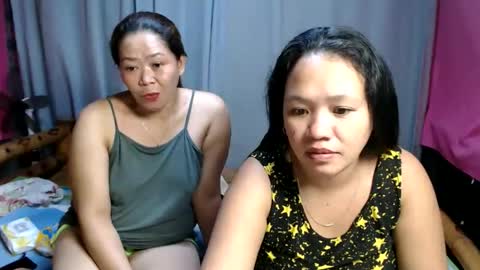 urpretty_hotmama online show from June 1, 2026, 7:48 pm
