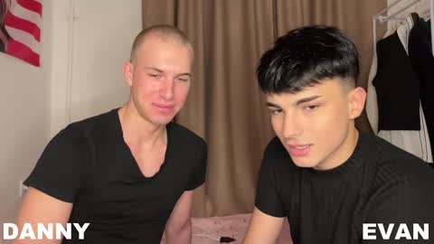 Snapshot of ursaotome chatting on February 2, 2026, 5:55 pm ursaotome online show from February 2, 2026, 5:55 pm