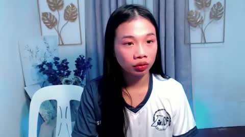 JUST CALL ME LLANA online show from November 13, 2025, 6:01 am