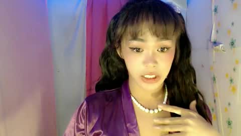 TYRA online show from March 31, 2026, 8:42 pm
