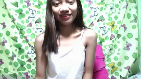  Darlyn room  online show from February 24, 2025, 1:35 am