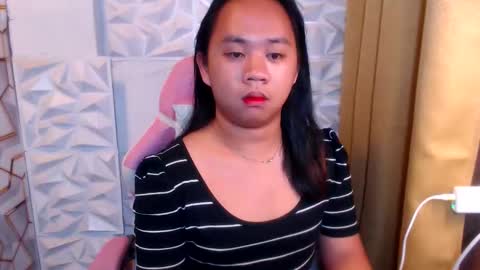 Snapshot of ursweetkittyxxx chatting on November 15, 2025, 4:14 pm KITTY online show from November 15, 2025, 4:14 pm