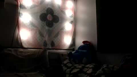 Snapshot of urwetbaby69 chatting on October 2, 2025, 11:23 pm wet baby online show from October 2, 2025, 11:23 pm