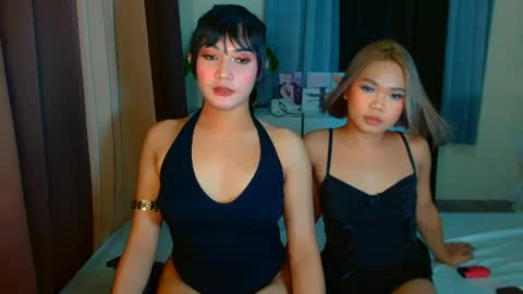 Urwildest farrah online show from April 12, 2026, 11:48 am