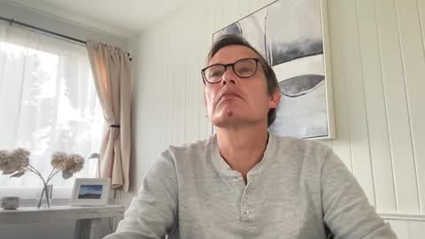 Snapshot of usablemale chatting on February 28, 2025, 1:37 am P online show from February 28, 2025, 1:37 am