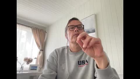 Snapshot of usablemale chatting on March 4, 2025, 5:03 pm P online show from March 4, 2025, 5:03 pm