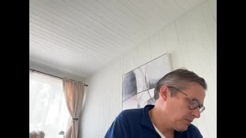 Snapshot of usablemale chatting on September 30, 2025, 7:08 pm P online show from September 30, 2025, 7:08 pm