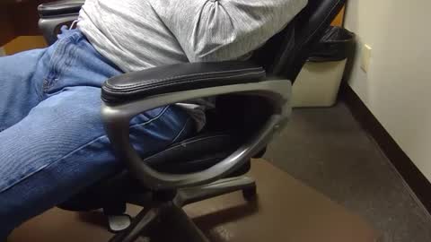 Snapshot of useemie chatting on January 8, 2025, 11:41 pm useemie online show from January 8, 2025, 11:41 pm