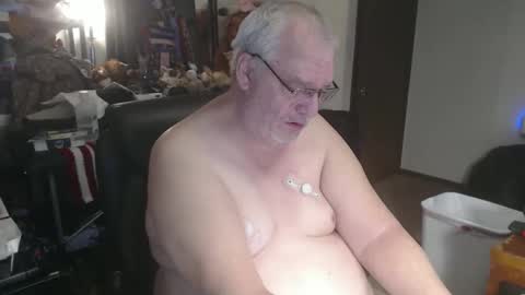 Snapshot of usgoober chatting on February 4, 2026, 12:11 pm Eric online show from February 4, 2026, 12:11 pm