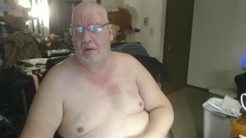 Snapshot of usgoober chatting on February 11, 2026, 11:48 am Eric online show from February 11, 2026, 11:48 am