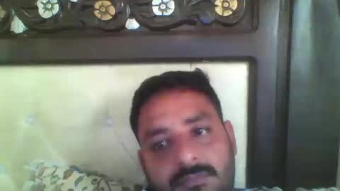 Snapshot of usman184 chatting on September 22, 2025, 9:55 am Mian184 online show from September 22, 2025, 9:55 am