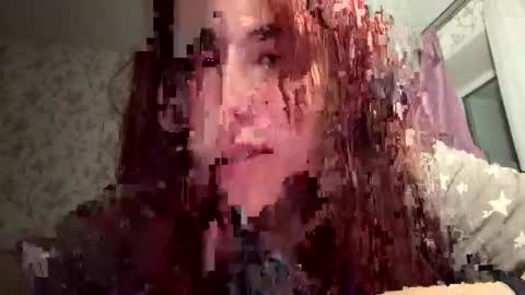 uwumrr online show from June 2, 2026, 6:32 pm