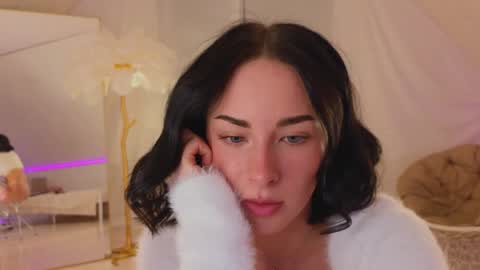 Anika On vacation online show from January 20, 2025, 7:25 pm