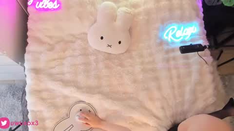 Snapshot of uwuxo chatting on January 31, 2025, 6:13 am Romy online show from January 31, 2025, 6:13 am