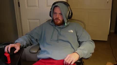 Snapshot of v_for_veng chatting on November 1, 2025, 10:45 pm v_for_veng online show from November 1, 2025, 10:45 pm