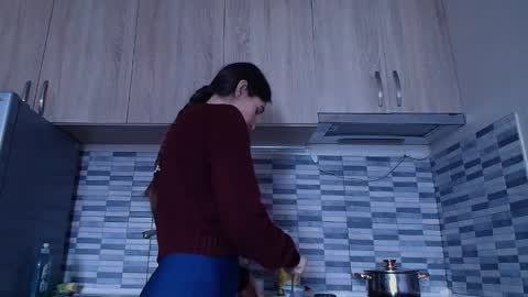 Snapshot of va_len_sea_ya chatting on March 1, 2026, 10:28 am Valensiya online show from March 1, 2026, 10:28 am