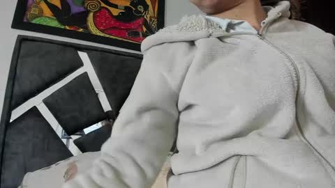 Vahiolet smith online show from October 7, 2025, 3:14 am