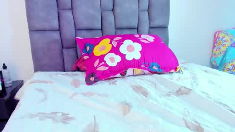 Vahiolet smith online show from April 9, 2026, 6:19 am