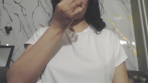 Vainilla online show from October 9, 2025, 2:09 am