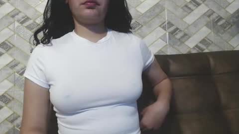 Vainilla online show from November 23, 2025, 1:05 am