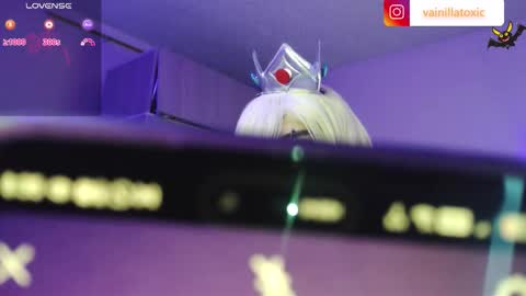 Snapshot of vainilla_l chatting on October 3, 2025, 1:35 am Vainilla Independent model online show from October 3, 2025, 1:35 am