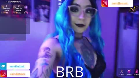 Vainilla Independent model online show from February 25, 2026, 2:54 am