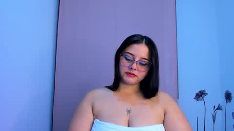 Snapshot of val_ferrer chatting on September 21, 2025, 1:07 am Valeria online show from September 21, 2025, 1:07 am