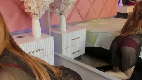 Snapshot of val_oconner chatting on October 2, 2025, 3:13 am val_oconner online show from October 2, 2025, 3:13 am