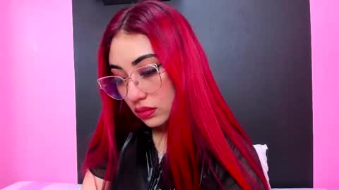 Snapshot of valcherry_ chatting on February 22, 2025, 3:12 am Val online show from February 22, 2025, 3:12 am