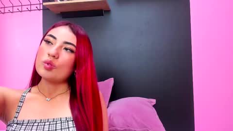 Snapshot of valcherry_ chatting on February 26, 2025, 3:10 am Val online show from February 26, 2025, 3:10 am
