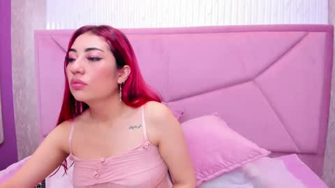 Snapshot of valcherry_ chatting on March 1, 2025, 11:39 am Val online show from March 1, 2025, 11:39 am
