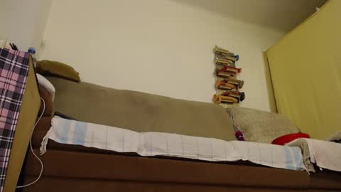 Snapshot of valemer chatting on February 16, 2026, 9:44 pm Cheating Slut online show from February 16, 2026, 9:44 pm