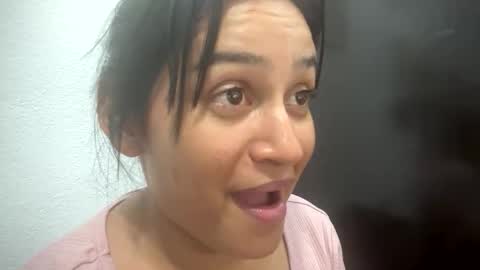 valen_hot_girl online show from April 18, 2026, 4:16 am