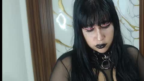 valen_ross7 online show from March 22, 2026, 10:07 am