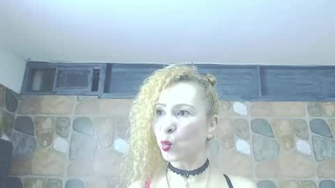 Katyy Love online show from May 9, 2026, 12:38 am